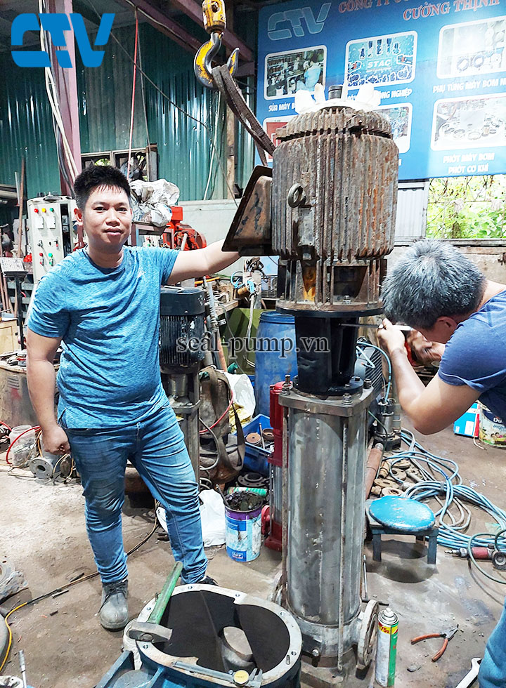 Cho thuê máy bơm trục đứng