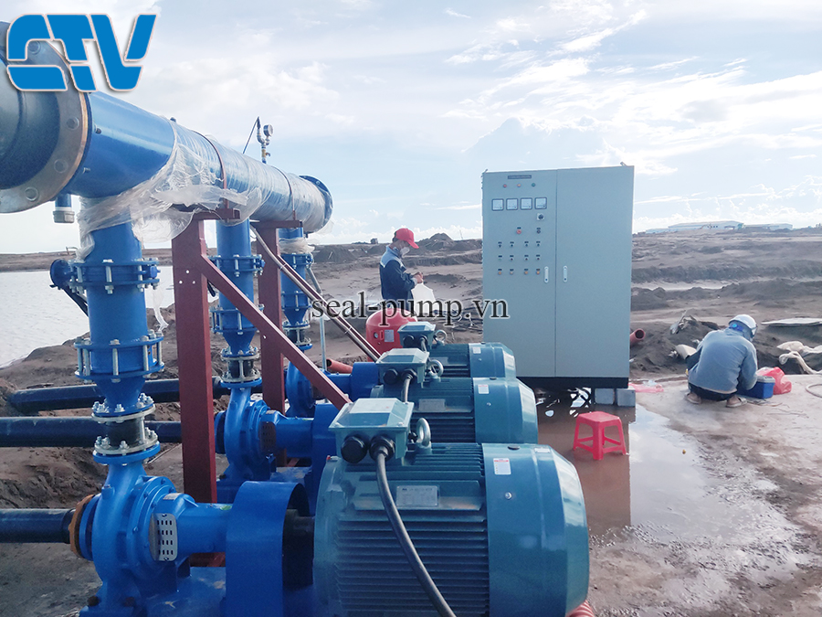 Hệ thống 3 máy bơm tăng áp 75kw cấp nước hệ thống tưới cỏ Sân gôn